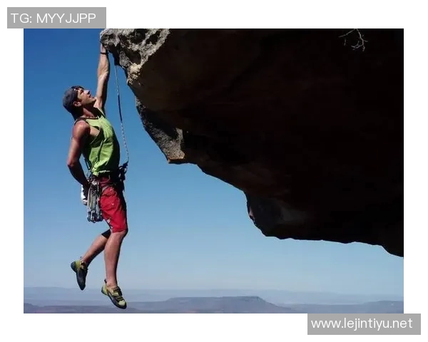 今年运动数据重庆攀岩队的防反策略揭秘与深度分析攀岩运动的挑战与乐趣 今年运动数据重庆攀岩队的防反策略揭秘与深度分析攀岩运动的挑战与乐趣